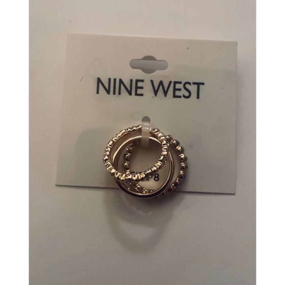 Nine WEST GOLD 3 RING SET - Picture 2 of 5